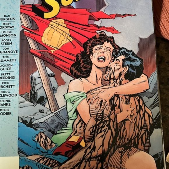 3 Vintage Superman Comics & 1 Grafic Novel - Picture 11 of 16